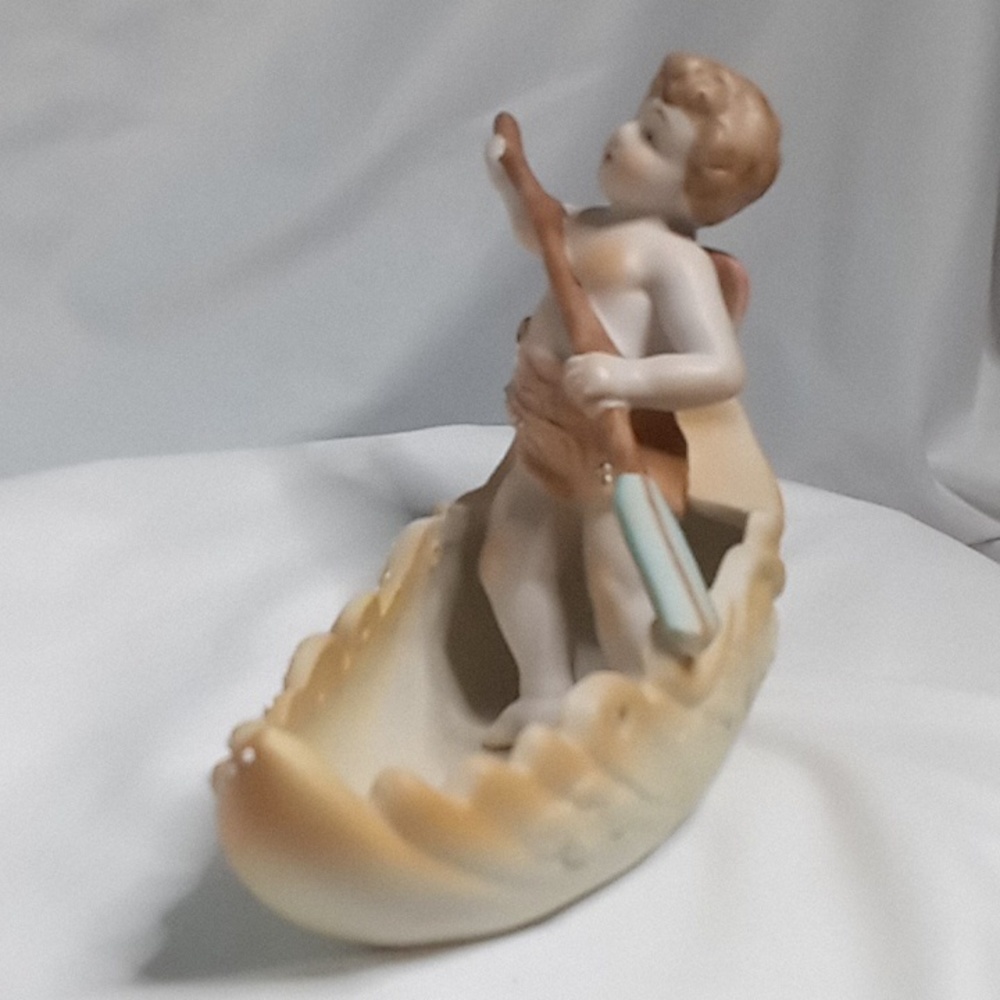 cherub with boat Ardalt Lenwile  figurine - Picture 5 of 7
